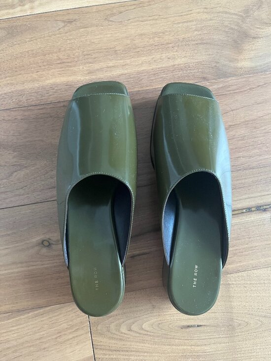 The Row Shoes - The Row Emi Flatform Sandal